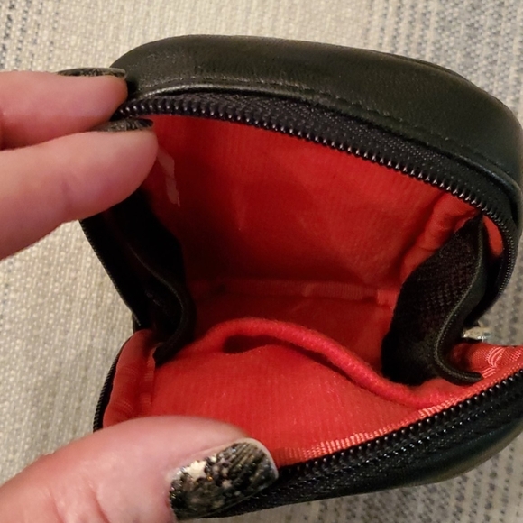 Kennenth Cole Reaction leather Camera Case - Picture 3 of 3
